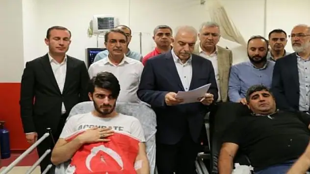 HDP'liler AK Partililere bıçakla saldırdı!