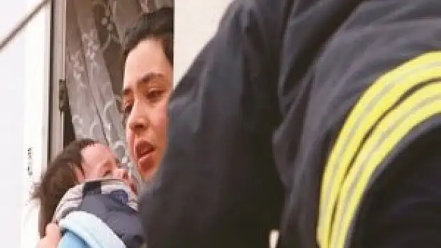 Korkulu bekleyişi itfaiyeciler bitirdi