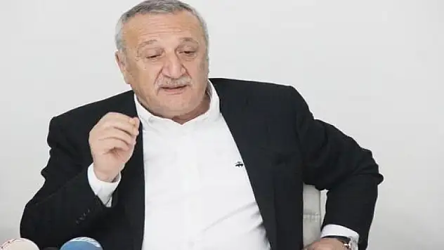 Siyasete dönme kararını neden aldığını açıkladı!