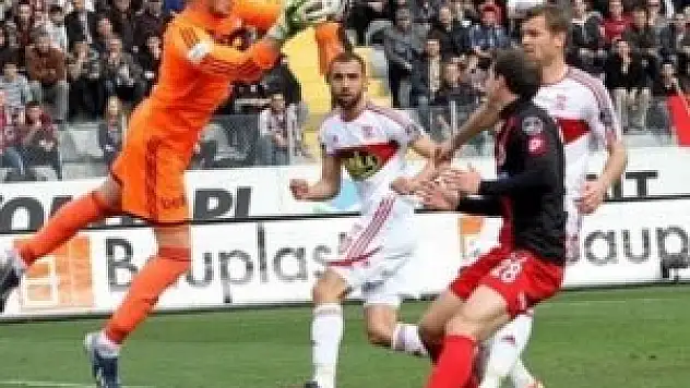 Sivasspor fırsat tepti