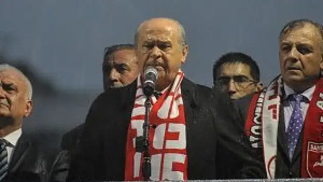 Ailecek seçim sandığına gitmeliyiz