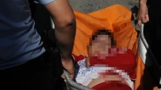 Kardeşinin gözü önünde öldürdü