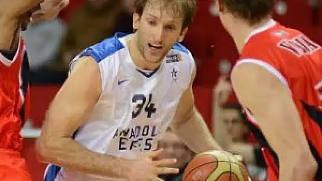 Anadolu Efes yara sardı