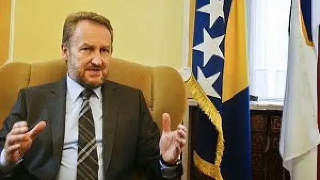 Üçlü Devlet Başkanlığı Konseyinde görev değişikliği