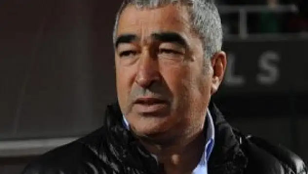 Antalyaspor, Samet Aybaba ile yolları ayırdı