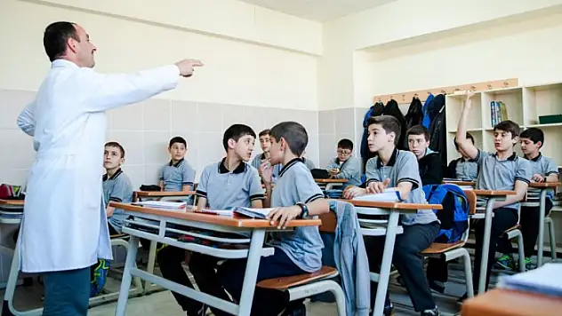 Devamsızlıktan kalan öğrencilere müjde!