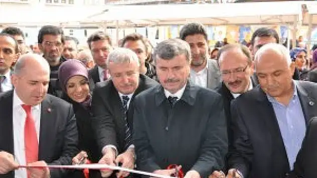 AK Parti Karatay İlçe Teşkilatınca, 21 seçim bürosunun açılışı yapıldı