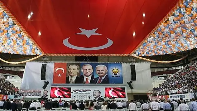 AK Parti kongresinin tarihi belli oldu