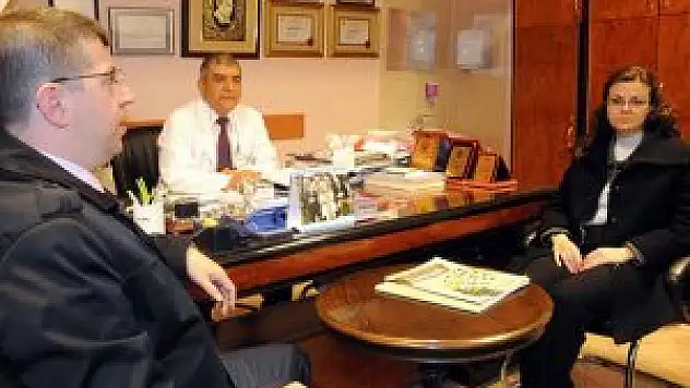 Sezer, Başkent Üniversitesi Hastanesi'ni ziyaret etti