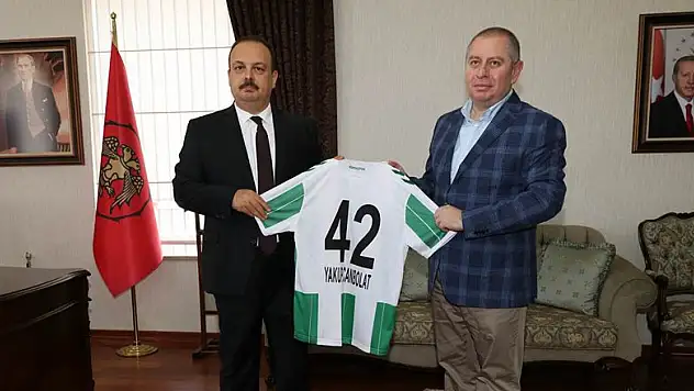 Konyaspor, Vali'yi ziyaret etti