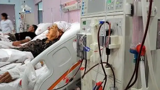 Türkiye'de 21 bin 243 hasta böbrek nakli bekliyor