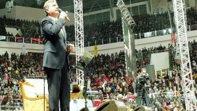 Konya'da 'Bütün Diller O'nu Söyler' programı