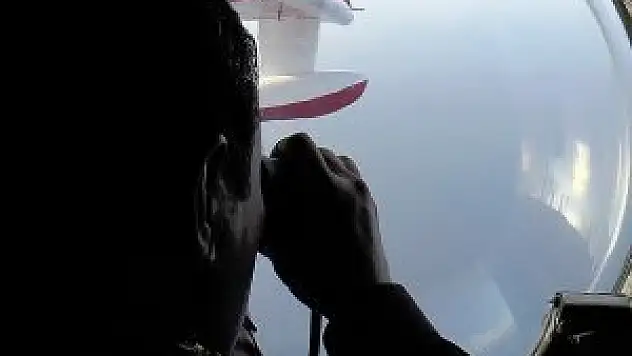 Pilotların evlerinde arama yapıldı