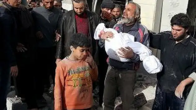 Suriye'de 125 bin kişi hayatını kaybetti