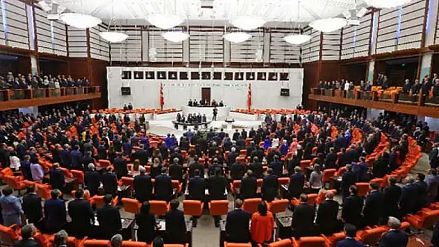 TBMM'de tarihi gün! Yemin töreni başladı