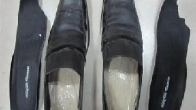 Ayakkabı tabanından eroin çıktı