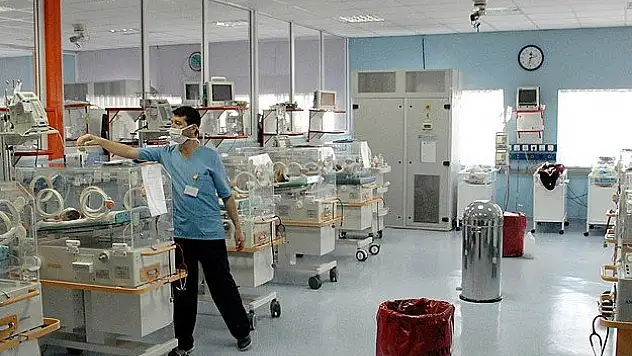 Doğum yapan anneye sağlık desteği