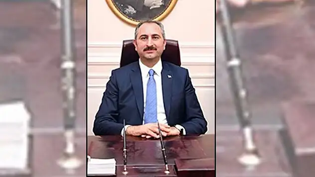 Adalet Bakanı Abdulhamit Gül kimdir?