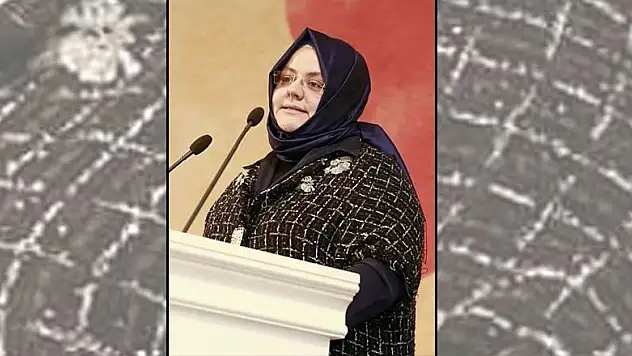 Çalışma, Sosyal Hizmetler Ve Aile Bakanı Zehra Zümrüt Selçuk kimdir?