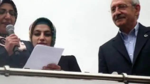 Başörtülü bayanlarla şov yapmaya çalışan Kılıçdaroğlu'ndan yeni gaf!