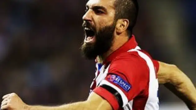 Arda Turan'dan Drogba'ya ince gönderme!