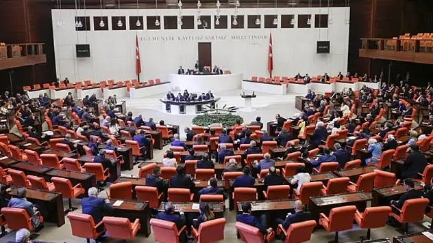 TBMM'de Divan ve komisyon üye dağılımı belli oldu