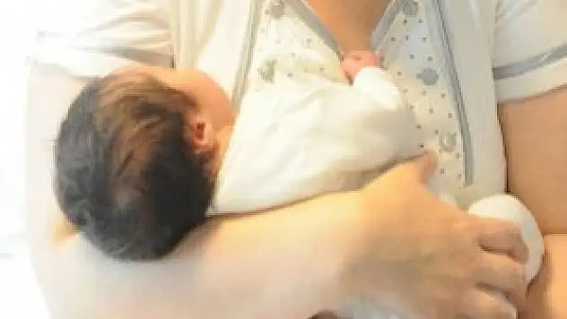 Emzirme ödeneği verilmesi için yazılı talep şartı kaldırıldı