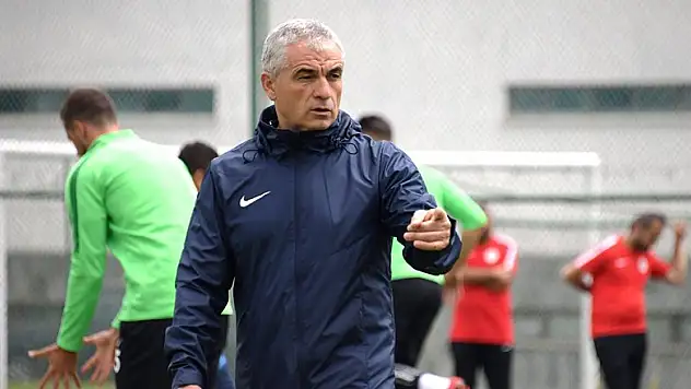 Rıza Çalımbay, takımdan memnun