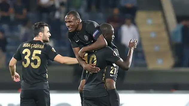 Acilen bekleniyorsunuz!