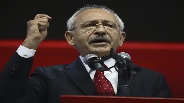 Kılıçdaroğlu alçak pankarta sahip çıktı