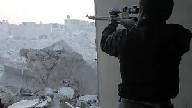 Esed güçleri karargah kaybetti