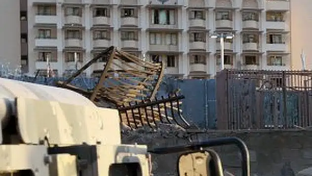 Afganistan'da 5 yıldızlı otele saldırı: 4 ölü