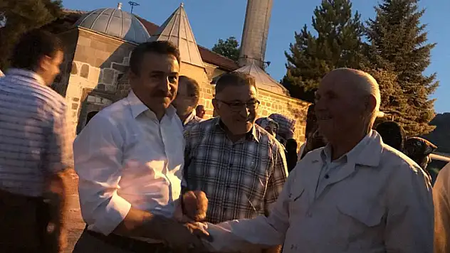 Başkan Tutal Seydişehirli hacı adaylarını uğurladı