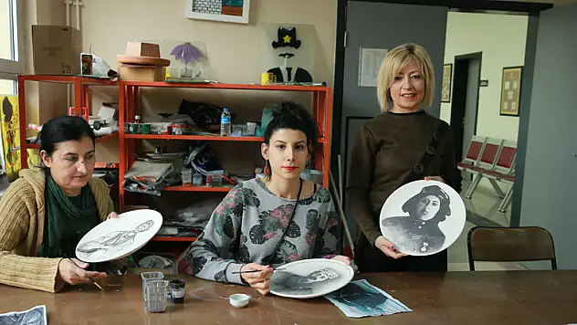 Şehrin kahramanları çinilerle tanıtılacak