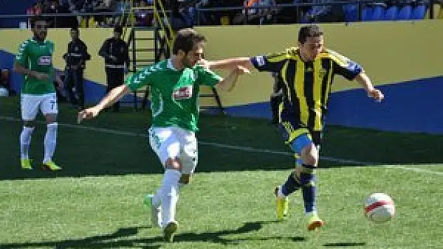 Anadolu Selçukluspor deplasmanda güldü