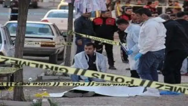 Miting alanında silahlı kavga: 1 ölü, 3 yaralı