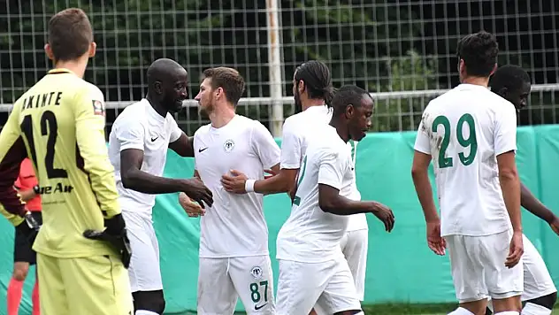 Konyaspor, Hollanda kampında ilk maçına çıkıyor