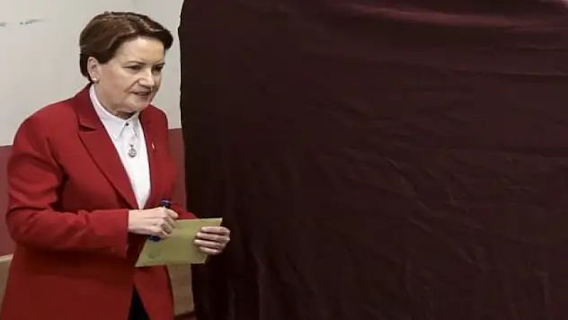 İYİ Parti'de ortalık karıştı! Akşener istifa etti