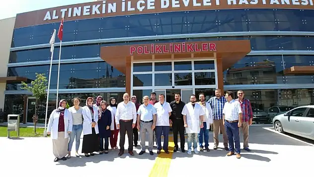 İl Sağlık Müdürü Altınekin'de İncelemelerde Bulundu