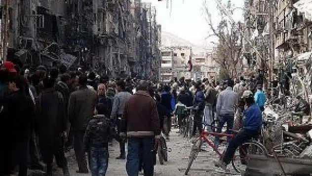 Esed yardım dağıtım merkezine saldırdı: 9 ölü