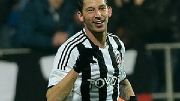 Beşiktaş'a şok! Sezonu kapattı!