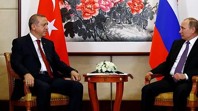 Zirveye damga vuran davet Rus basınında!