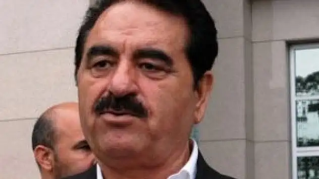 Tatlıses isyan etti: Şerefsizler!