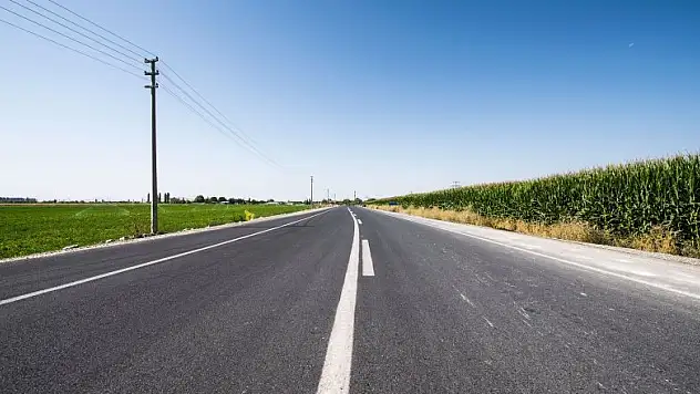 Çumra'da 141 Km Bağlantı yolu genişletildi.