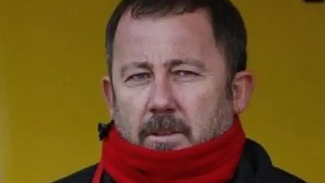 Sergen Yalçın istifa etti