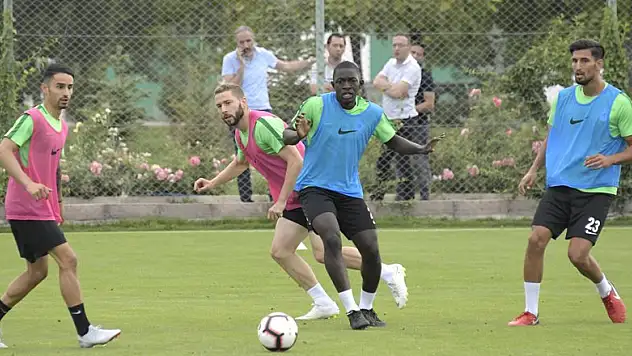 Konyaspor, transferde sona yaklaştı