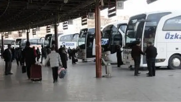 Otobüslerde taban tarife mağdur etti