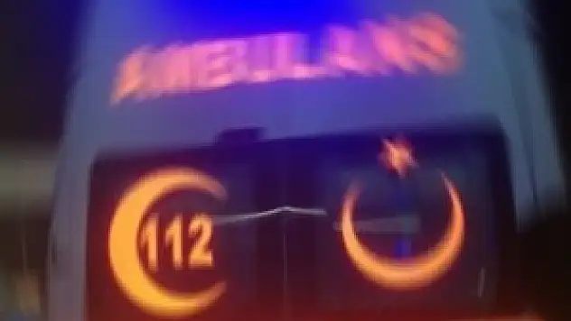 Ambulans ile tır çarpıştı: 1 ölü