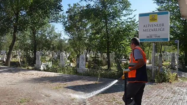 Karatay'da Kurban Bayramı temizliği
