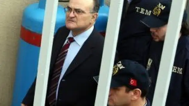 Saygun ameliyata alındı